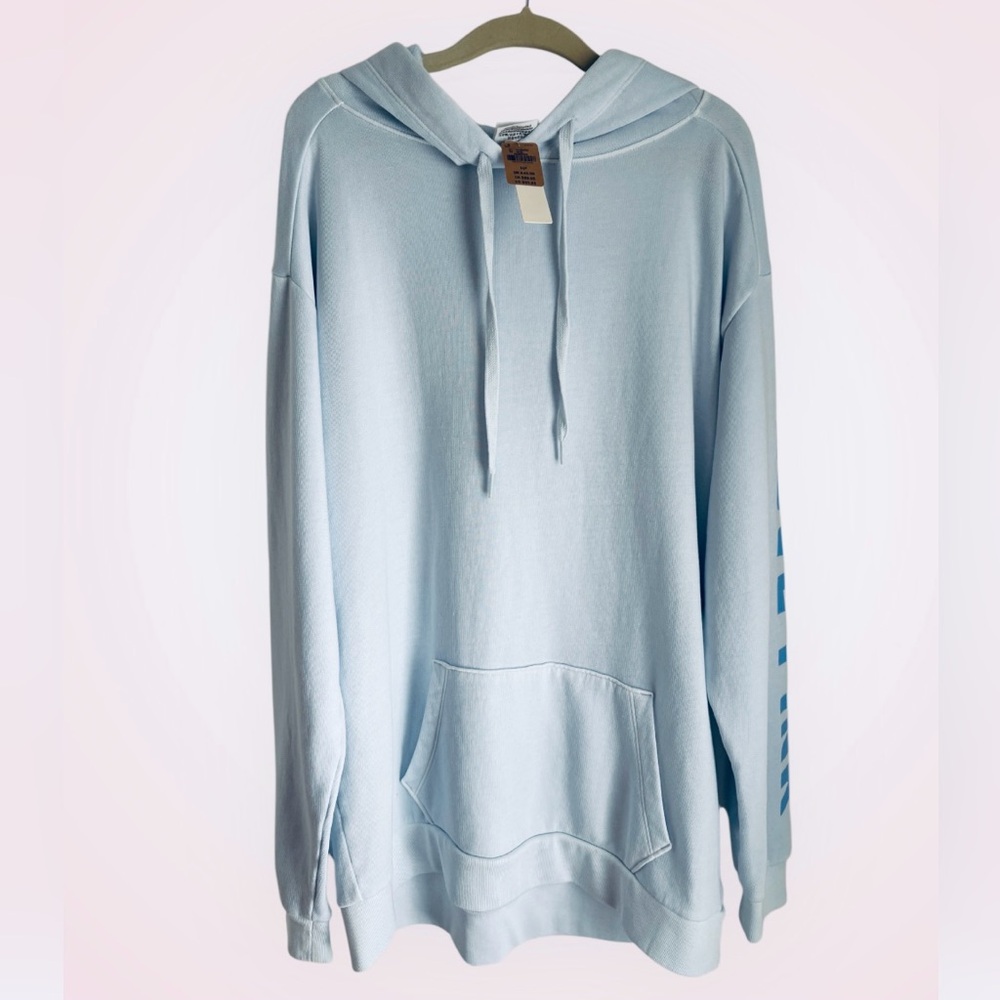 NWT Sz Sm Victoria’s Secret “PINK” lt weight hoodie